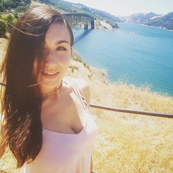 Meet the Posher Other - Meet your Posher, Eva